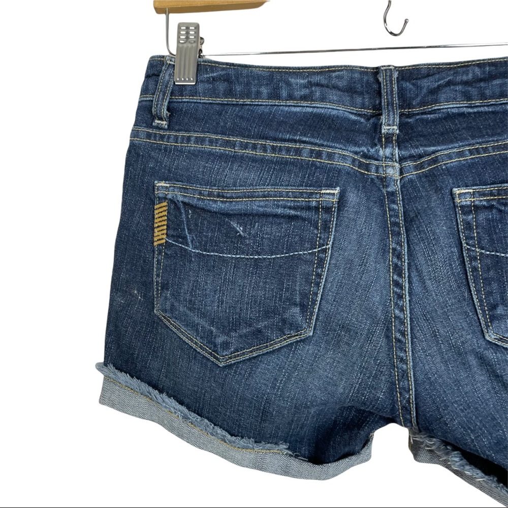 Paige Jimmy Jimmy Shorts Dark Wash Low Rise Raw Cuffed Hem Pre Faded & Feathered - Picture 6 of 11